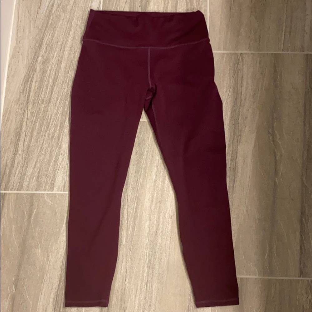 Fabletics 7/8s powerhold leggings